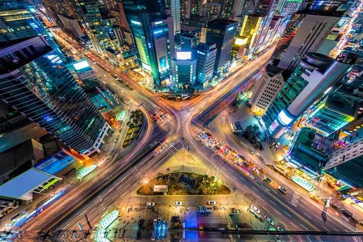 交通传感器：利用人工智能和物联网塑造我们的道路