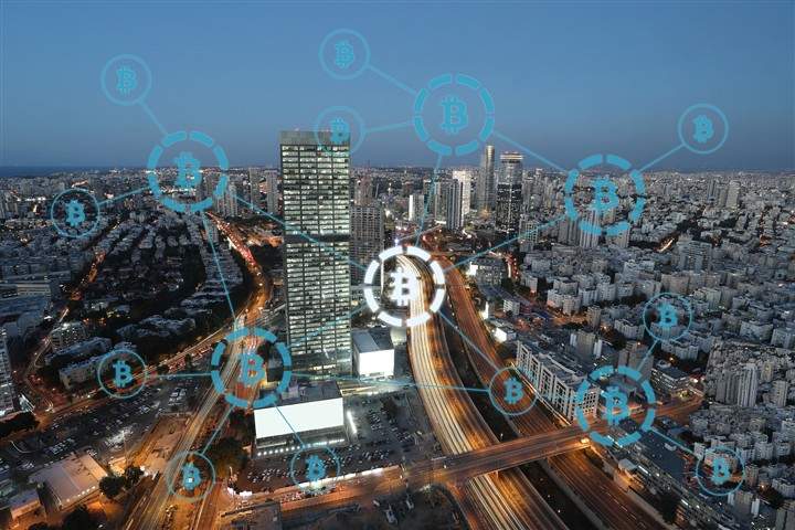 新型企业技术栈：区块链、人工智能和物联网如何融合构建可信赖系统
