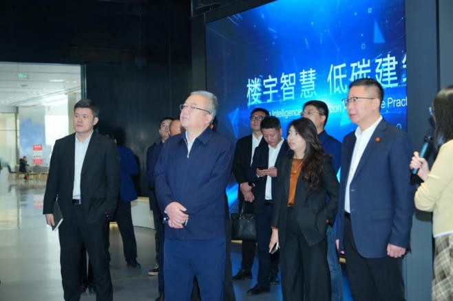 济南城市建设集团与海尔智慧楼宇达成战略合作,共筑智慧低碳城市发展新范式 济南城市建设集团与海尔智慧楼宇达成战略合作,共筑智慧低碳城市发展新范式