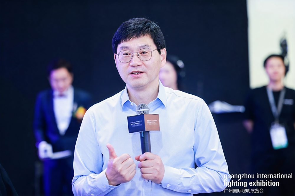 昕诺飞：引亮“光+时代”智能照明高质量发展之路